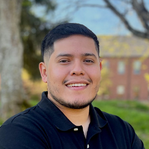 Ricardo Acevedo-Solis headshot