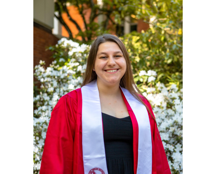 Carlee small WOU Graduate
