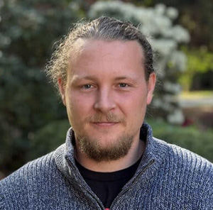 Head shot of a faculty member