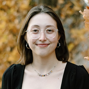 Miriam Garland headshot