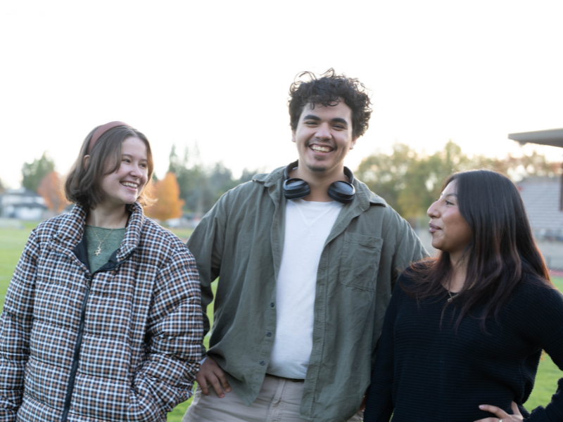 3 western oregon university students