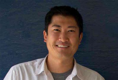 woman smiling in the outdoors