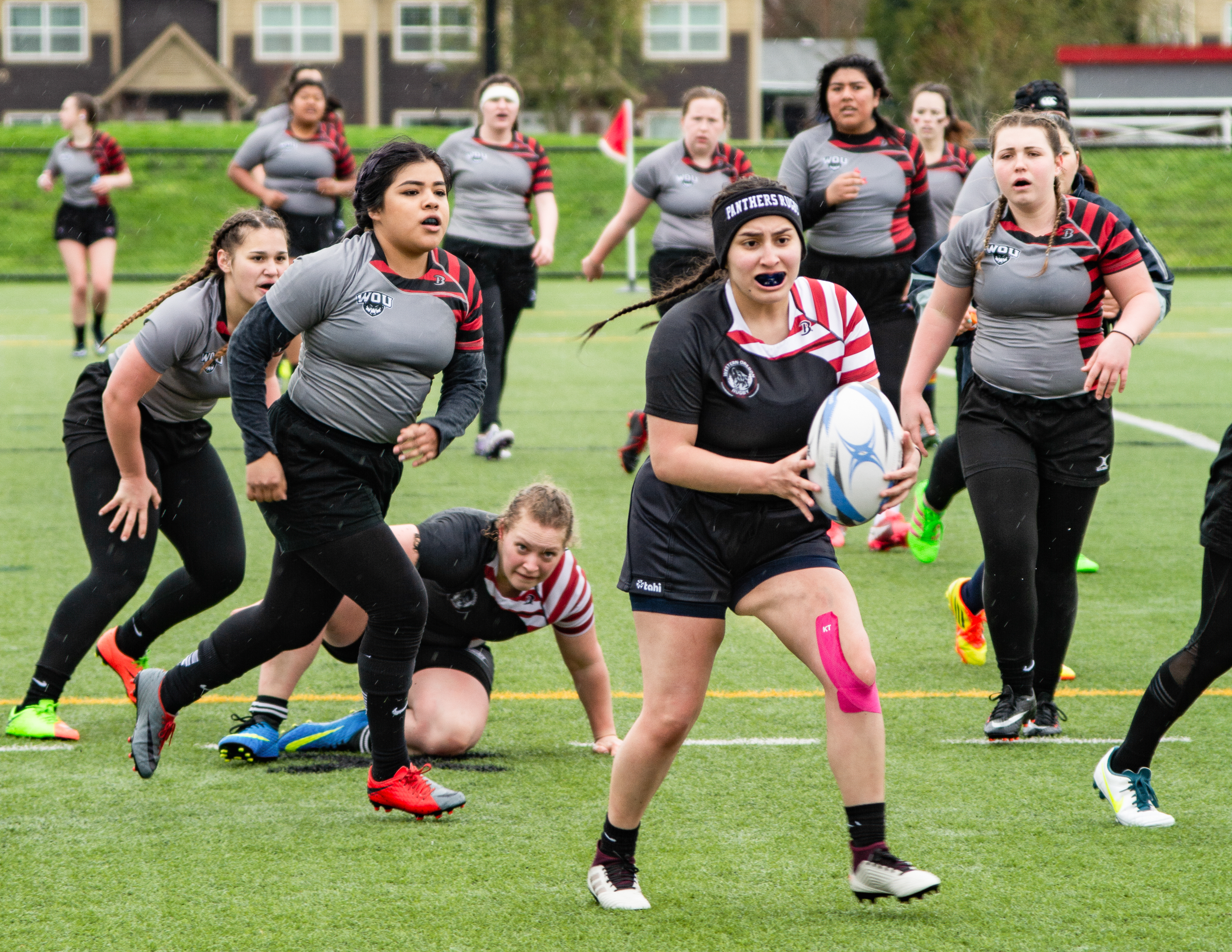 Women’s rugby faces off against unplanned Alumnae/outside player team