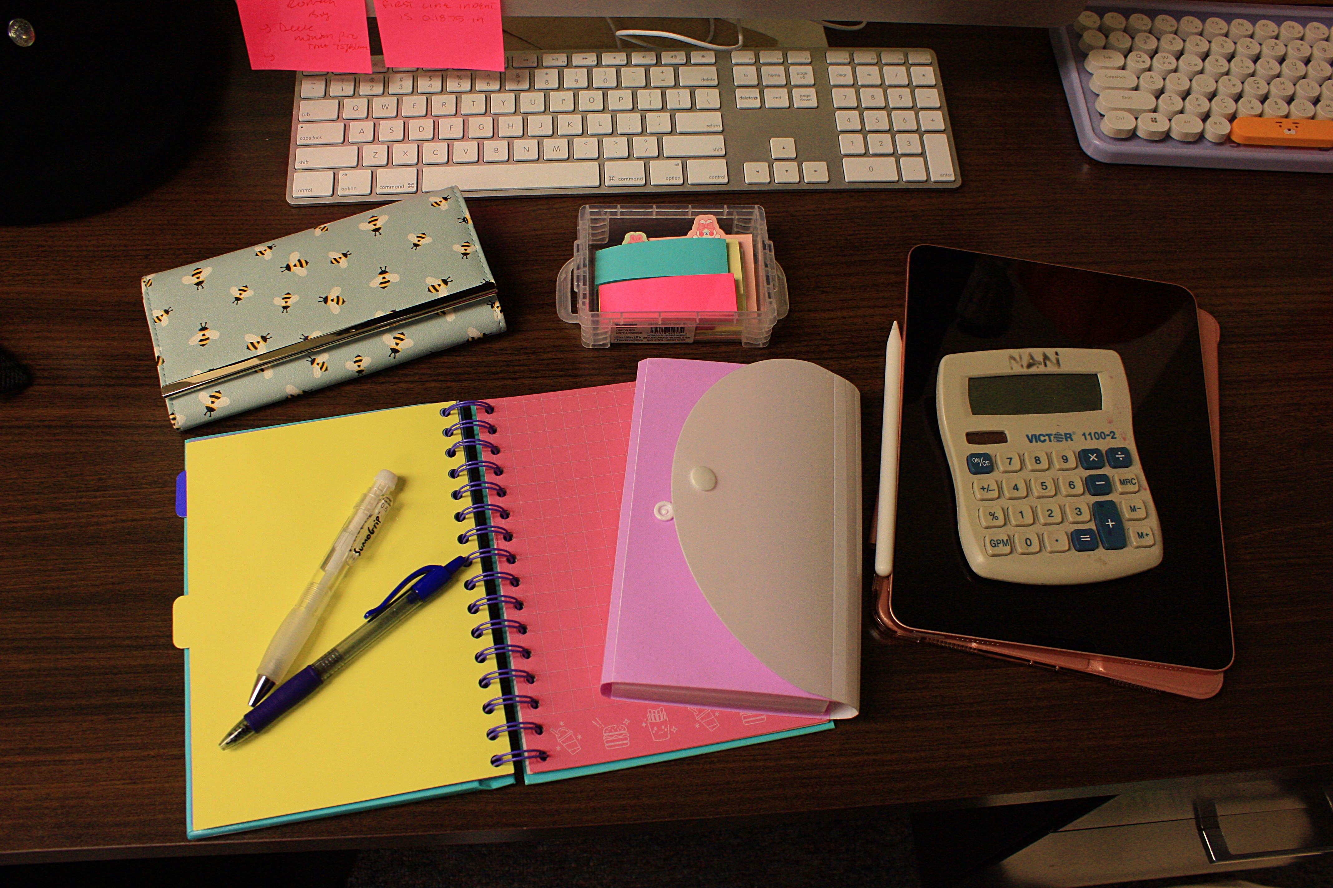 Budgeting tricks: the cash envelope system