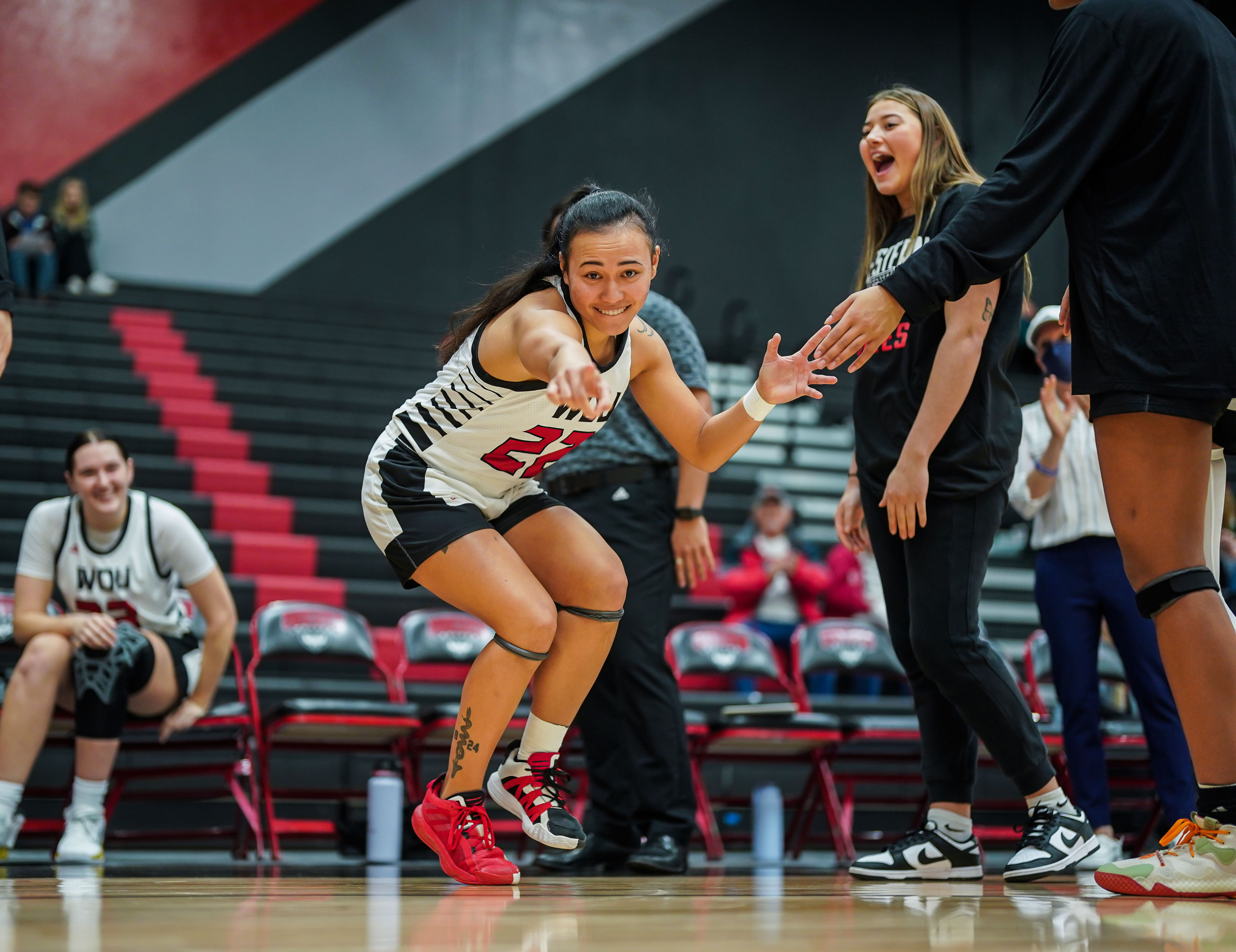 Witness Western Wins