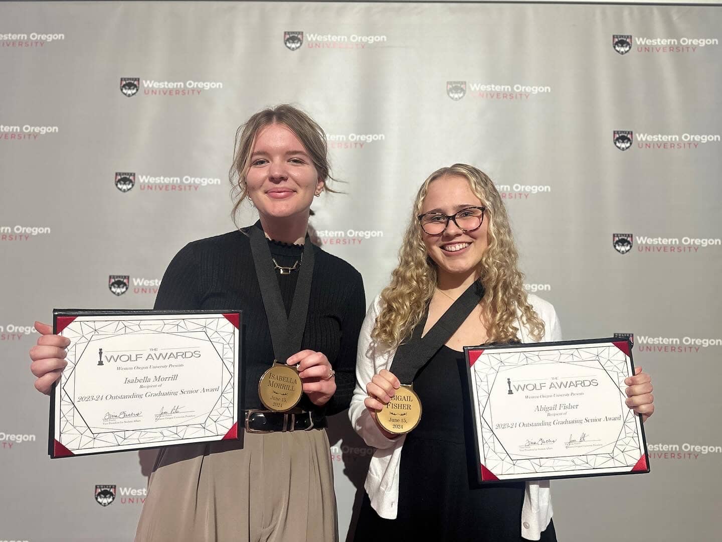 B9E0657A-E2C3-4C0B-A46A-3FC328AF1C85 2