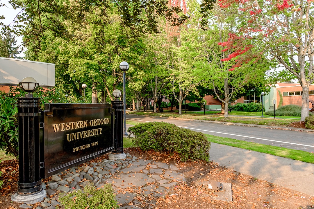 Western Oregon University welcome sign